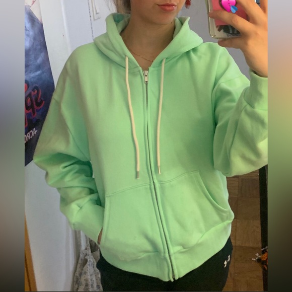 💘 Lime Green GAP zip up 💘 - Picture 3 of 5